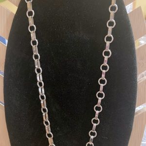 Silver Tone link necklace